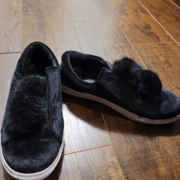 Girl's flats - Picture 2 of 2